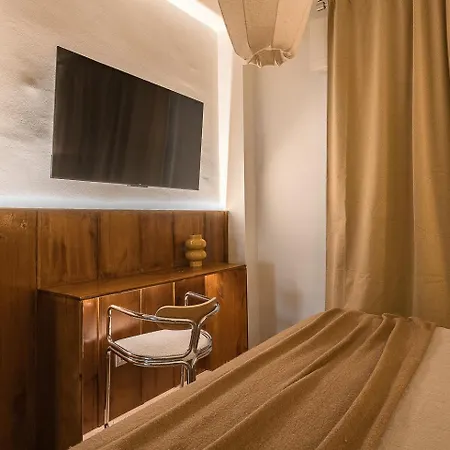 Stadium Luxury Apartment *